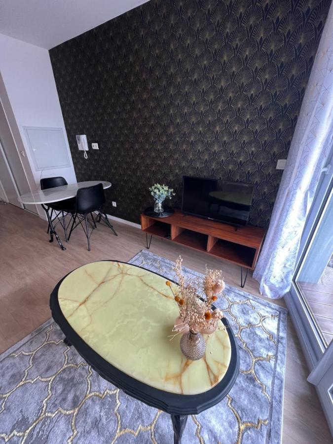 Le Trendy Apartment Cesson-Sevigne Bagian luar foto